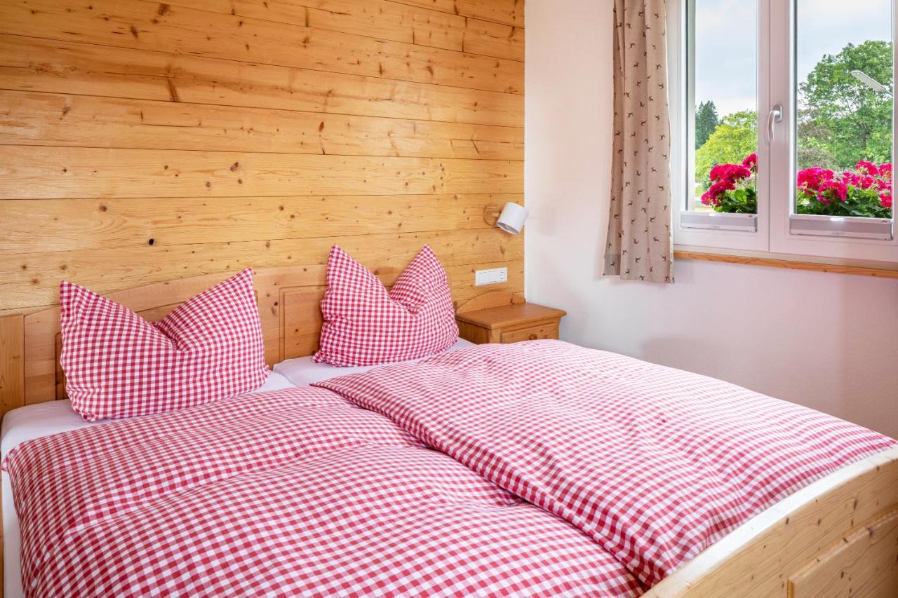 Gaestehaus Steiert Fewo Kuhbergblick Lenzkirch Eksteriør billede